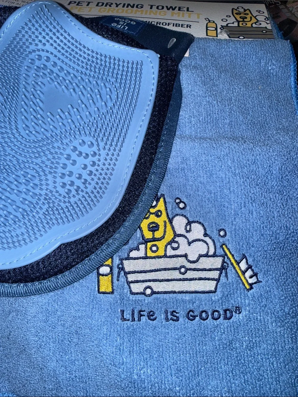 RARE Life Is Good - Pet Microfiber JAKE Drying Towel & Silicone Grooming Mitt-